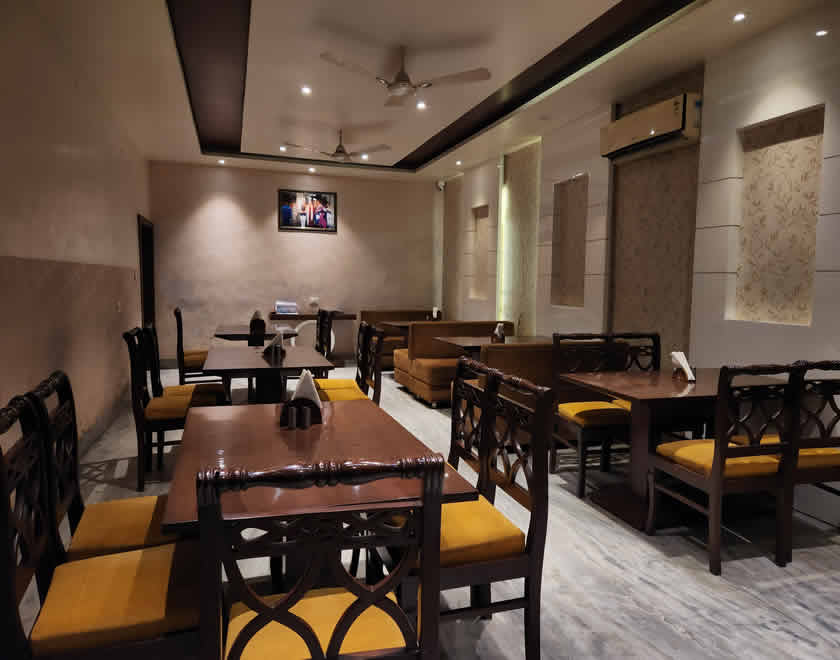 Restaurants in Kandwal